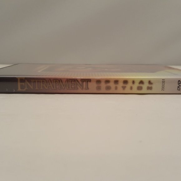 ENTRAPMENT Special Edition DVD  Widescreen 1999 - Picture 3 of 9